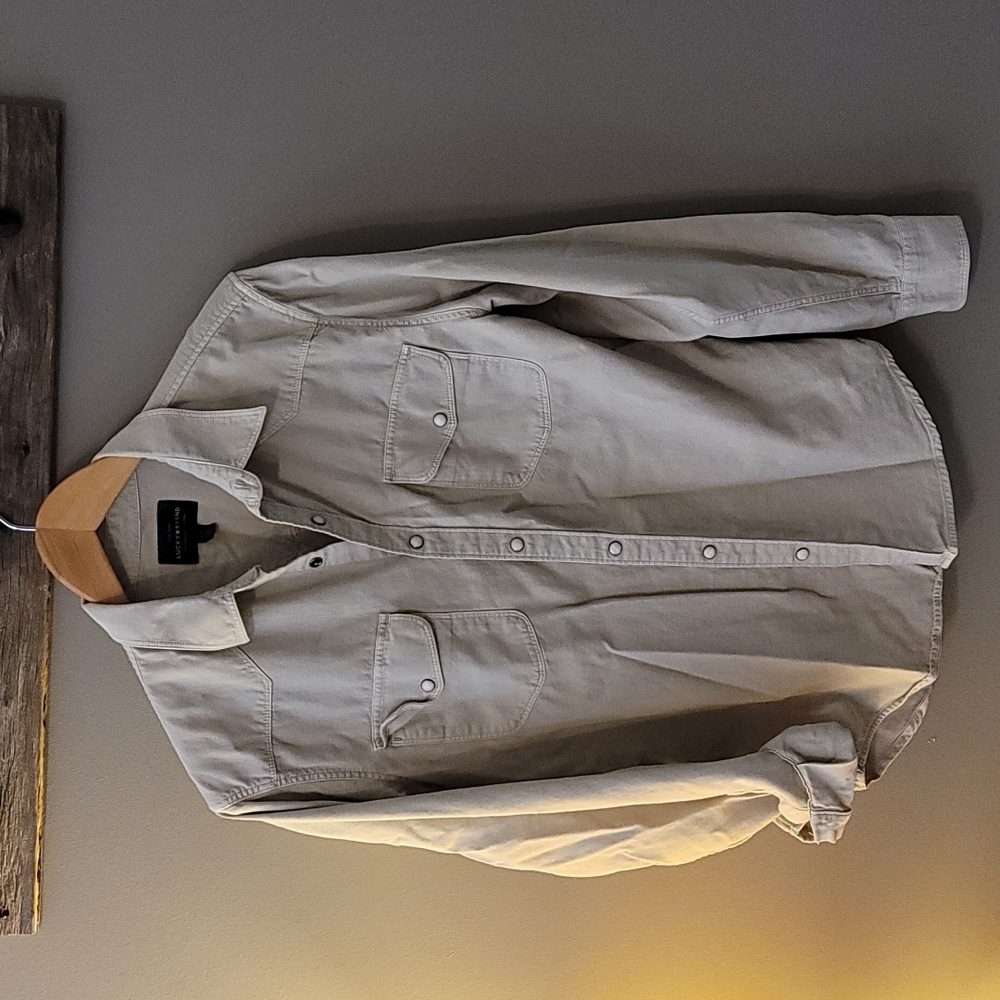 Button up long-sleeved shirt